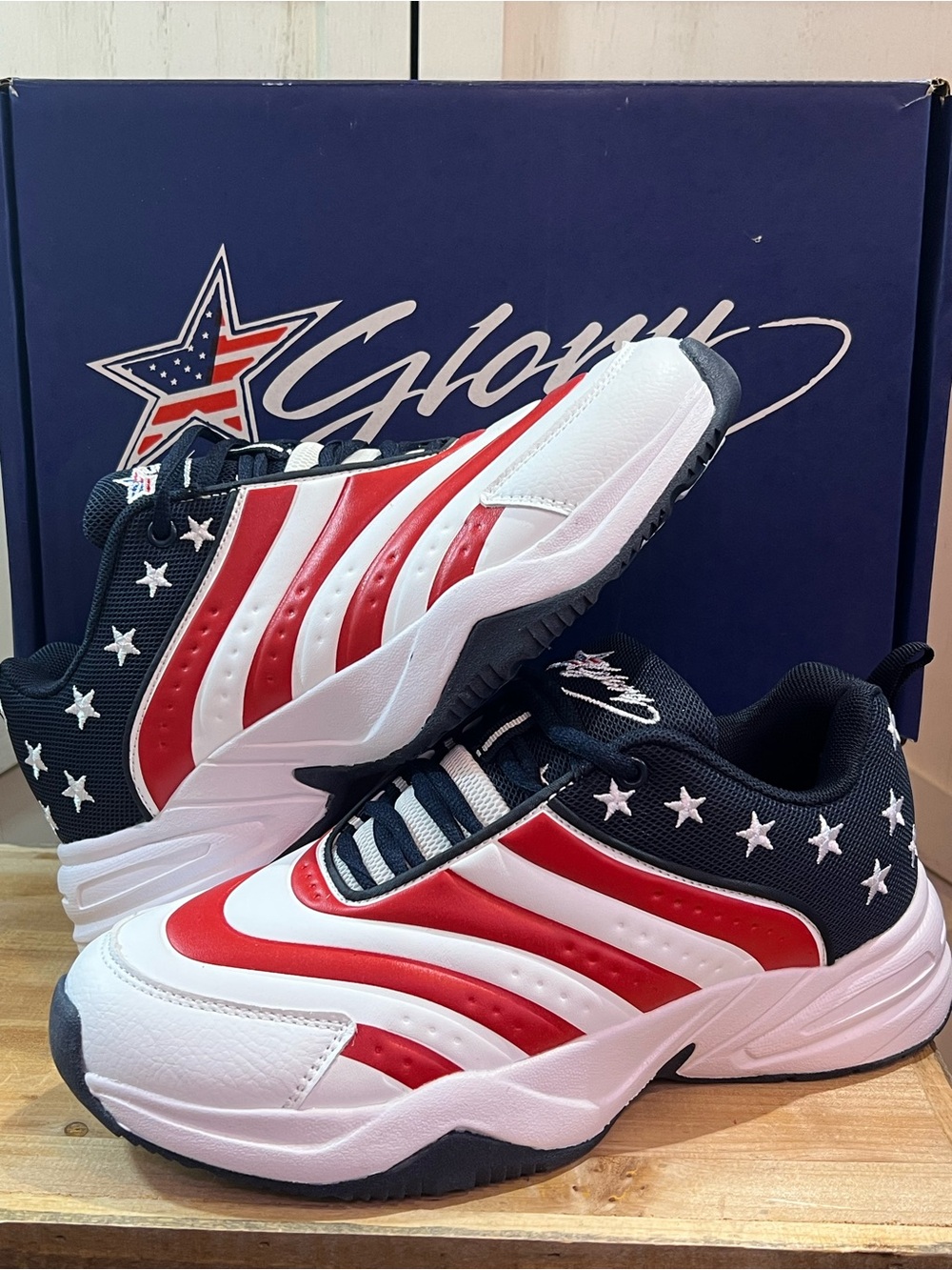 R.D.C. Shoe Company "Glory" patriotic sneakers Men’s 6 Women’s 7.5 NEW In Box